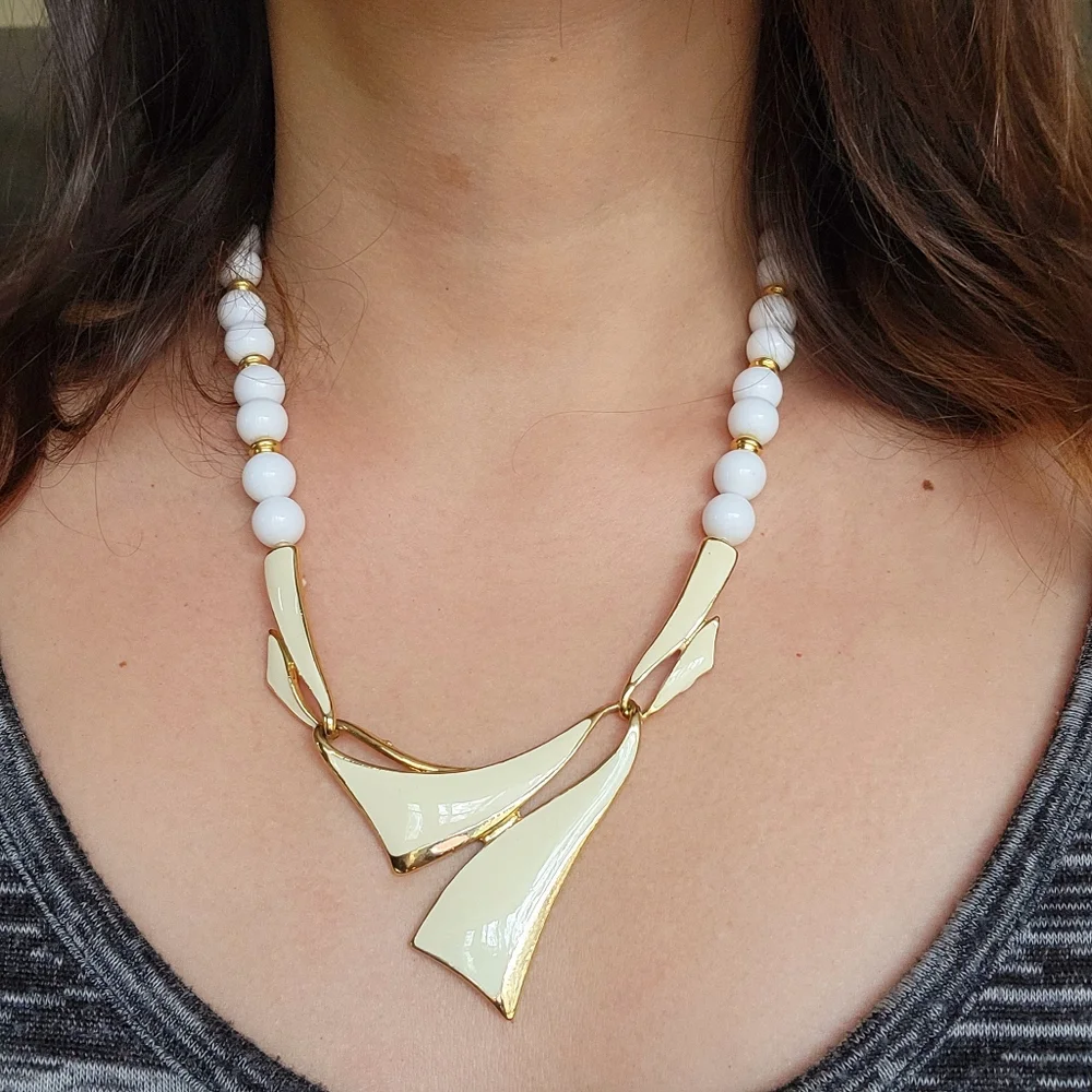 Vintage 10K GP Beaded White / Cream Colored Statement Necklace